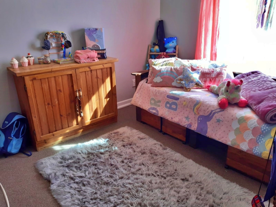 To Let 3 Bedroom Property for Rent in Hillside Free State